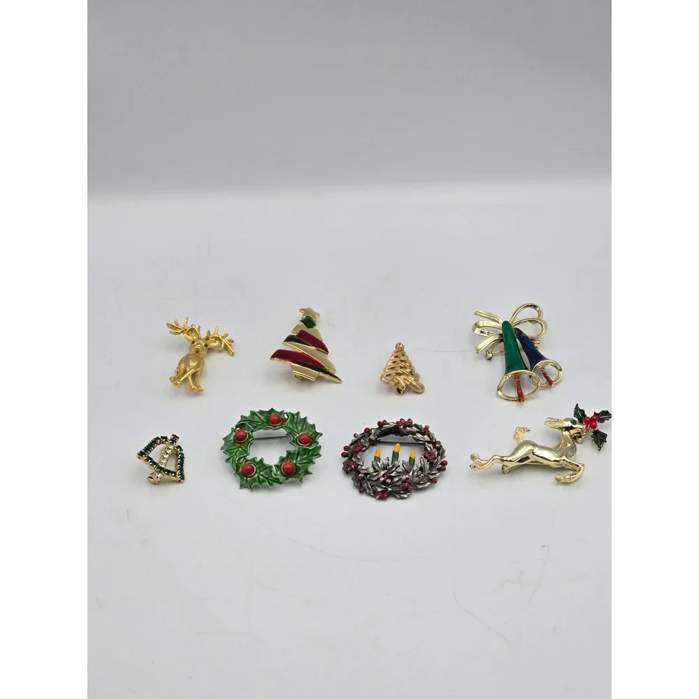 Christmas Brooch Lot Women OS Multicolor Good Vintage Holiday Pins 8pc